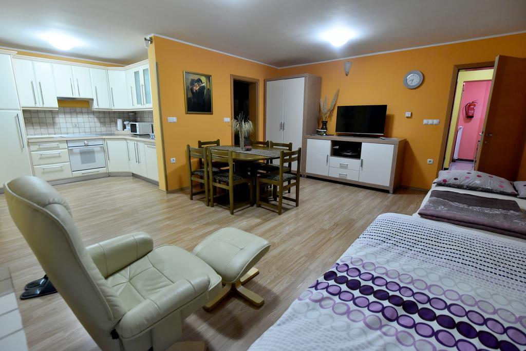 Apartment Anja Зрече Экстерьер фото